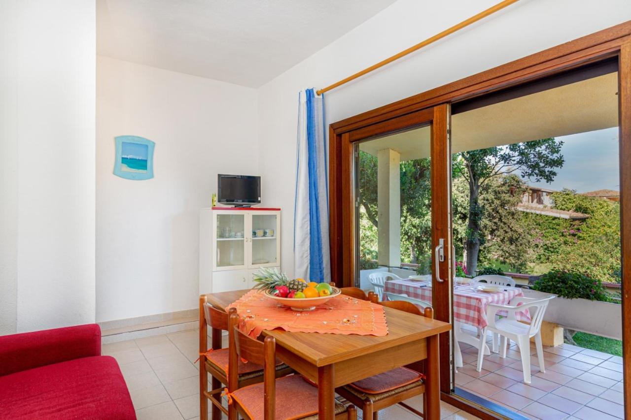 Centro Residenziale Le Canne San Teodoro  Esterno foto