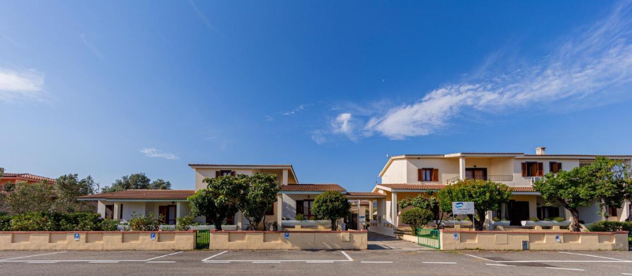 Centro Residenziale Le Canne San Teodoro  Esterno foto